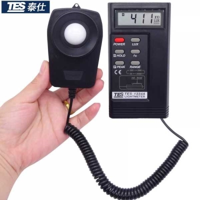 Máy đo ánh sáng TES-1334A